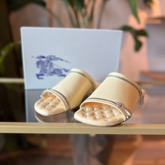 BURBERRY Peep Zip Sandals SZ 39 - Picture 2 of 14